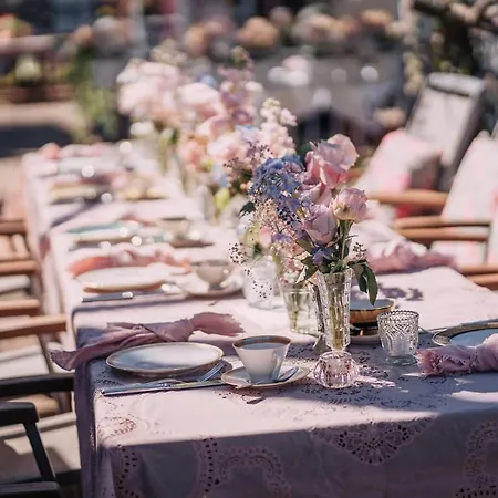 The Little Britain Themed One Of A Kind In Europe Vettelschoß