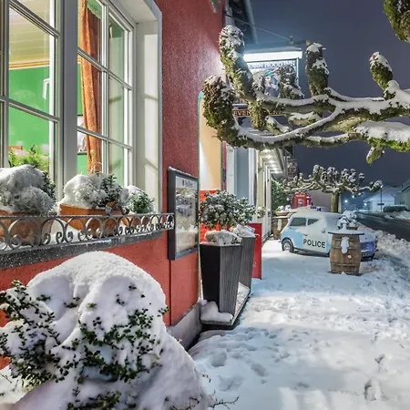 The Little Britain Themed One Of A Kind In Europe 4* Vettelschoß