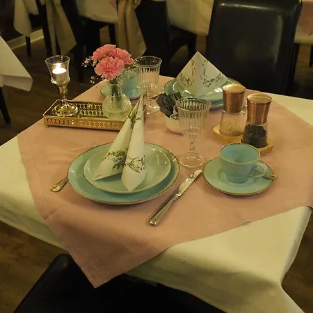 The Little Britain Themed One Of A Kind In Europe 4* Vettelschoss