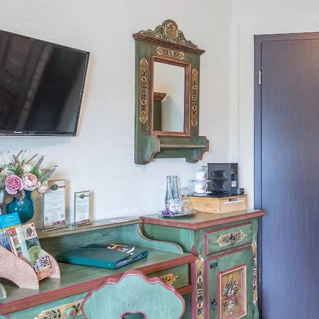 The Little Britain Themed One Of A Kind In Europe 4*