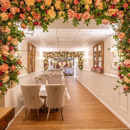 The Little Britain Themed One Of A Kind In Europe 4*