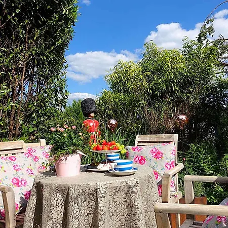 酒店 The Little Britain Themed One Of A Kind In Europe 4*