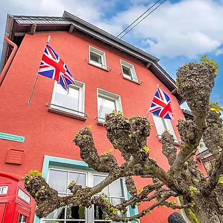 The Little Britain Themed One Of A Kind In Europe 4* Vettelschoß