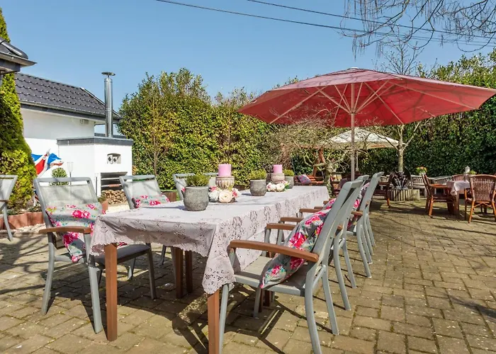 The Little Britain Themed One Of A Kind In Europe Hotell 4*