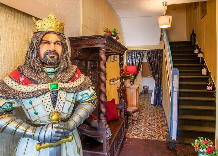 The Little Britain Themed One Of A Kind In Europe מלון 4*